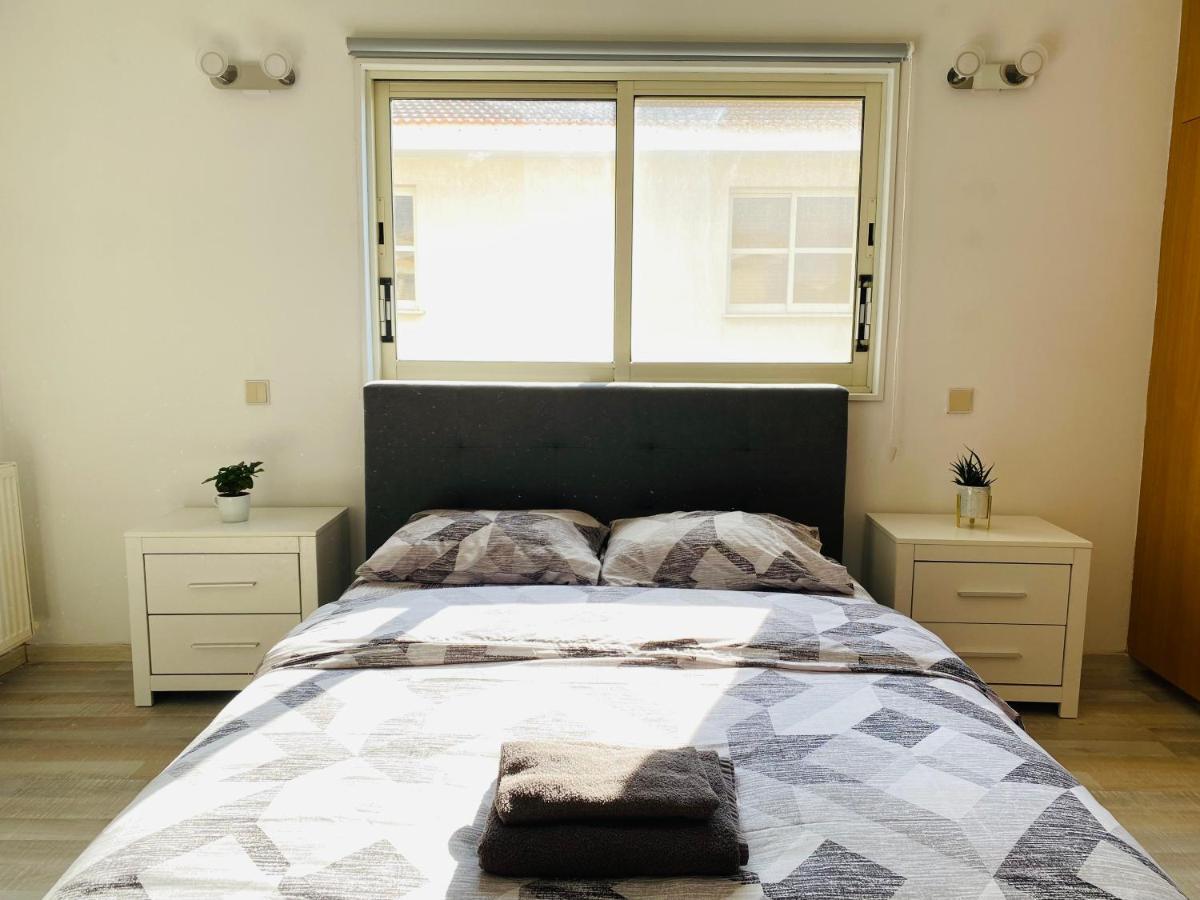 Gaia - 4 Bedroom House In Larnaca Buitenkant foto